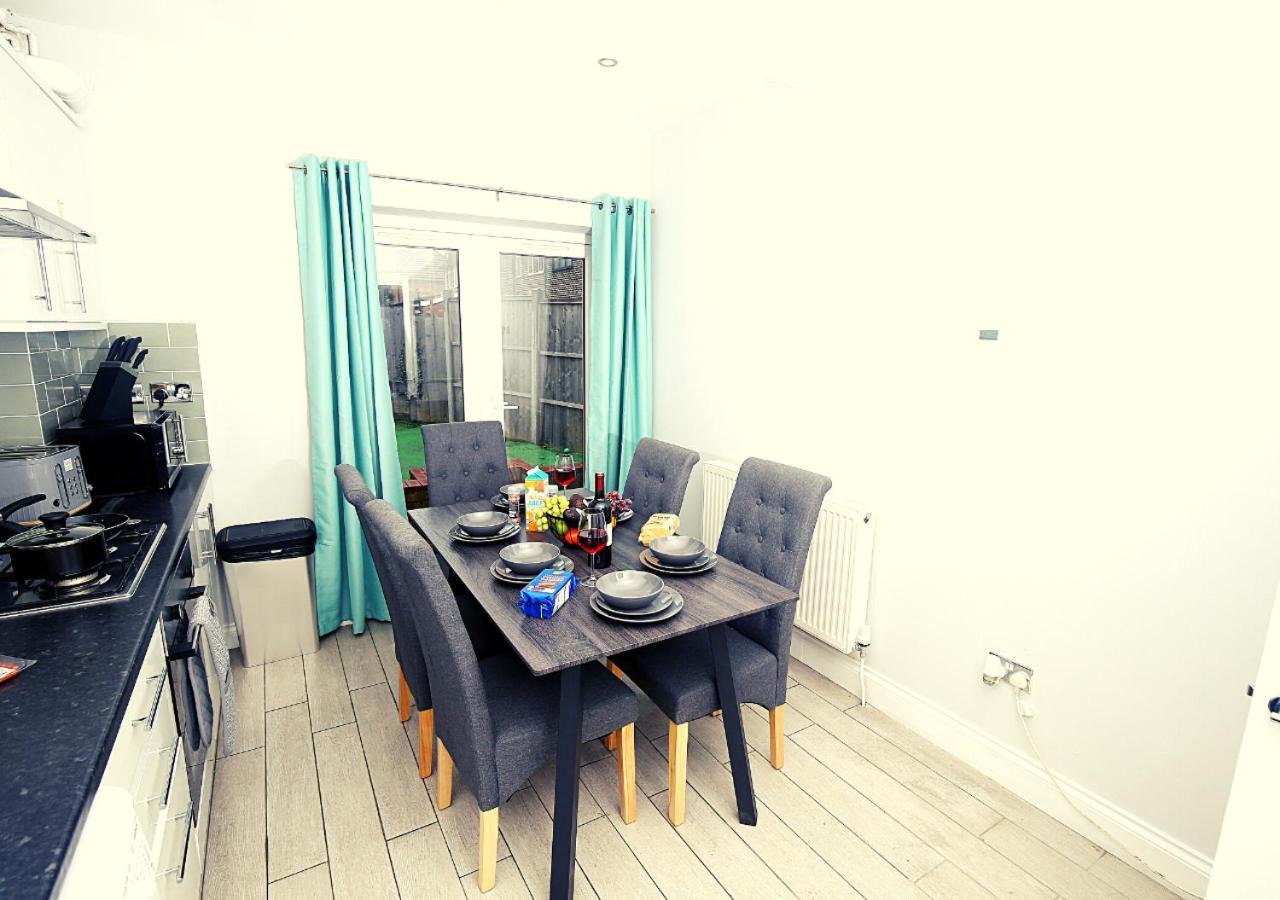 3-Bed House With Parking Near London O2 Londres Exterior foto